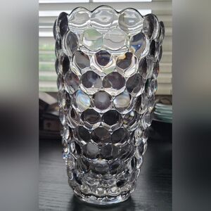 Elegant Clear Pebble Glass Vase